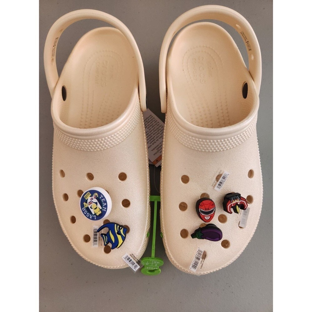 NEW Crocs Shimmer Classic Platform Clogs Size W9 With 5 Charms Vanilla